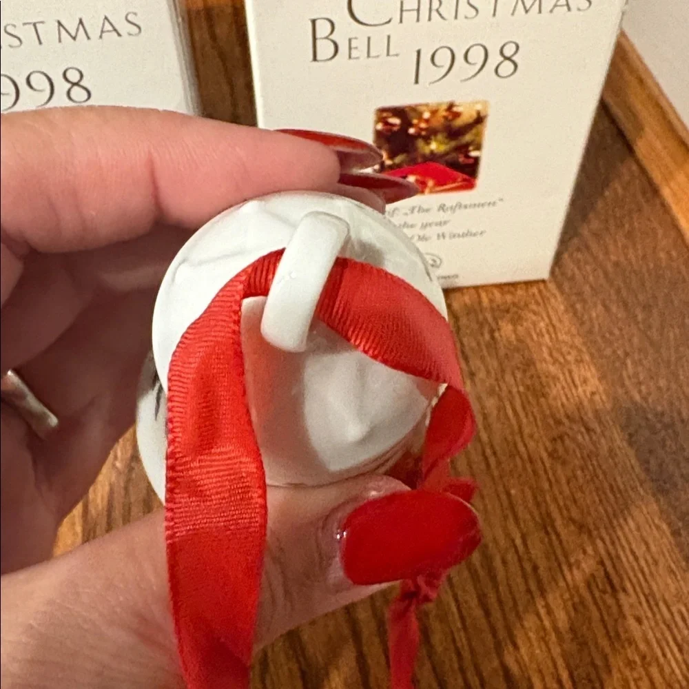 Hutschenreuther 1998 limited edition Holiday Bell / Ball porcelain Ornament Set